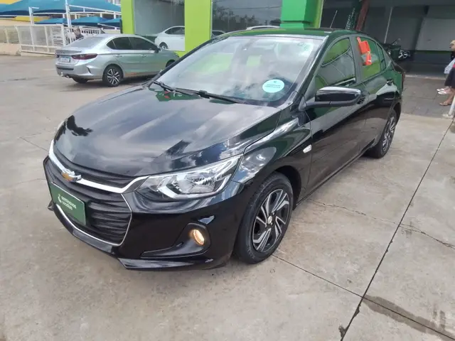 Carro Chevrolet Onix Plus 2025 LT 1.0