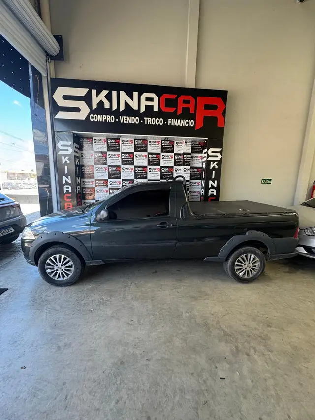 Carro Fiat Strada 2013 Working 1.4 (Flex)