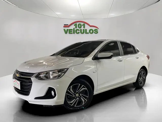 Carro Chevrolet Onix Plus 2024 LT 1.0 Turbo
