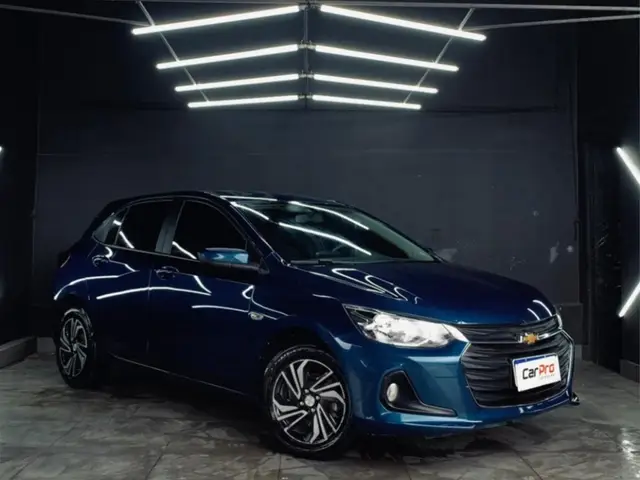 Carro Chevrolet Onix 2025 LT 1.0