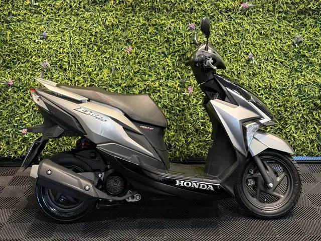 Moto Honda Elite 125 2023 CBS