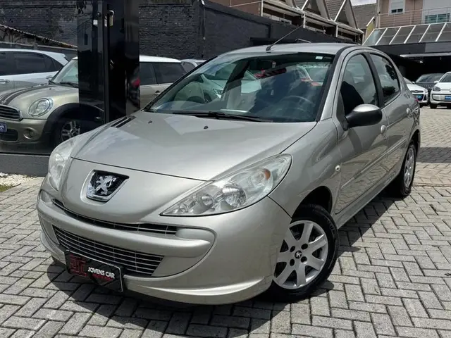 Carro Peugeot 207 2013 Hatch XR 1.4 8V (flex) 4p