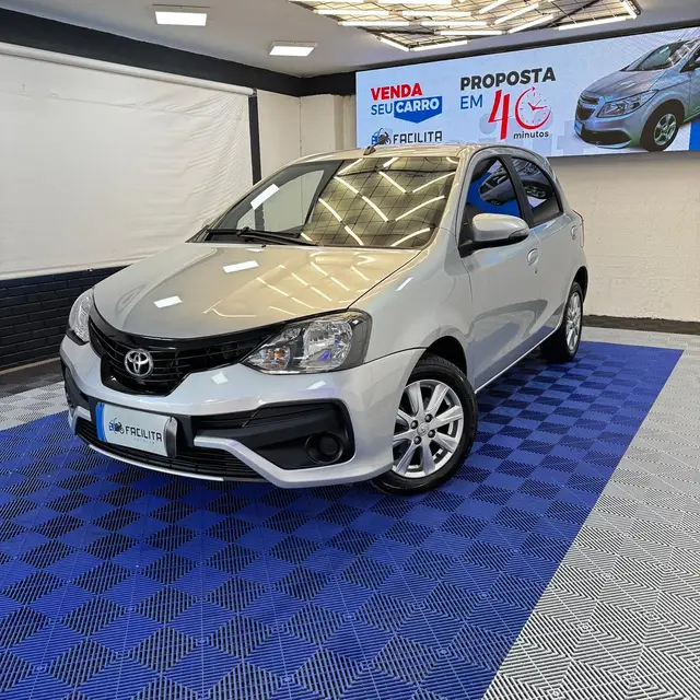 Carro Toyota Etios 2020 X Plus 1.5 (Flex)