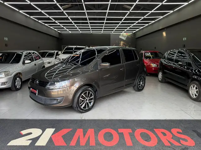 Carro Volkswagen Fox 2010 1.0 8V (Flex) 2p