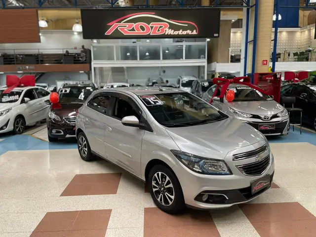 Carro Chevrolet Onix 2015 1.4 LTZ SPE/4