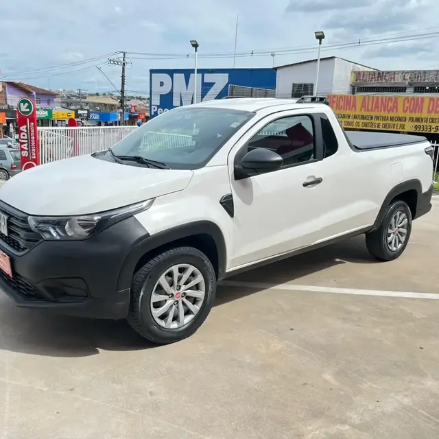 Carro Fiat Strada 2023 Freedom 1.3 CS Plus (Flex)