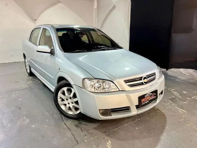Carro Chevrolet Astra Sedan 2010 Advantage 2.0 (Flex)