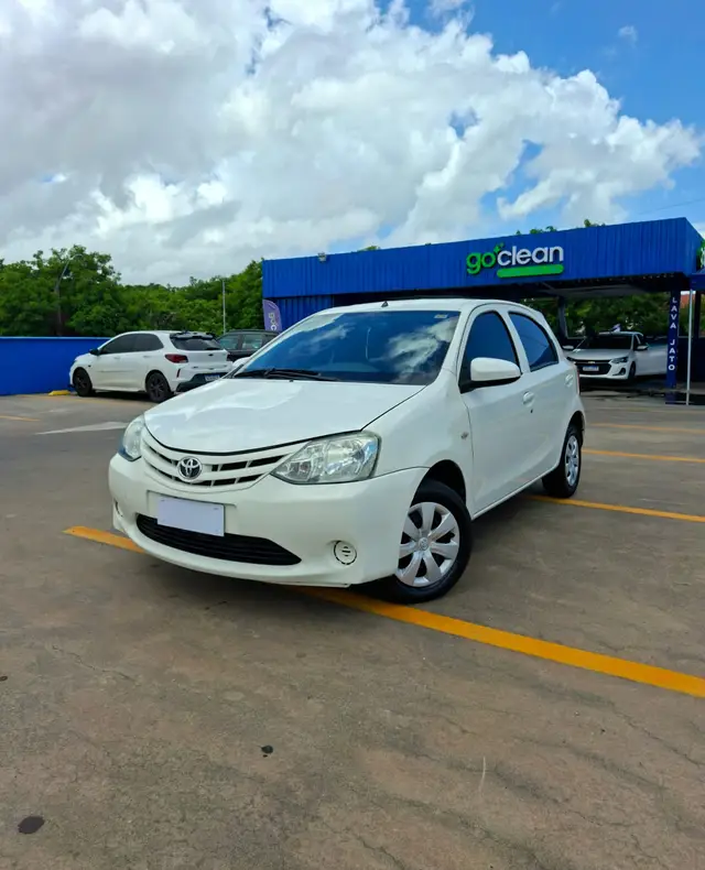 Carro Toyota Etios 2016 X 1.3 (Flex)