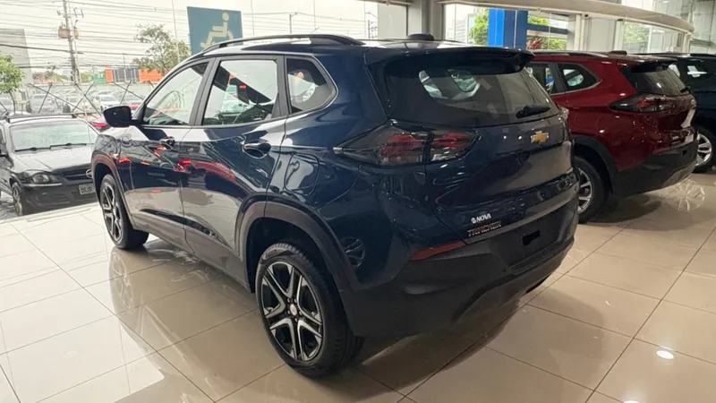 Chevrolet Tracker LT: o que oferece a versão intermediária do SUV em 60 fotos