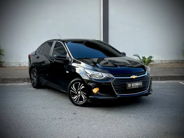 Carro Chevrolet Onix Plus 2024 LT 1.0