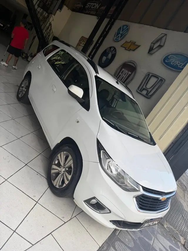 Carro Chevrolet Spin 2024 Premier 1.8 (Aut.)
