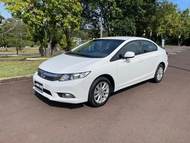 Carro Honda Civic 2014 LXS 1.8 i-VTEC (Aut) (Flex)