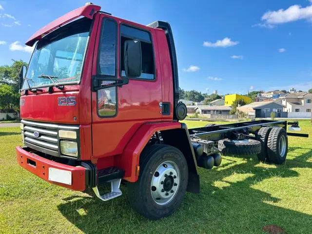 Caminhão Ford Cargo 1215 1997 CARGO 1215