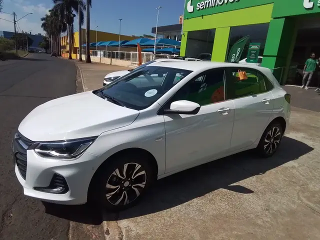 Carro Chevrolet Onix Plus 2025 Premier 1.0 Turbo (Aut.)
