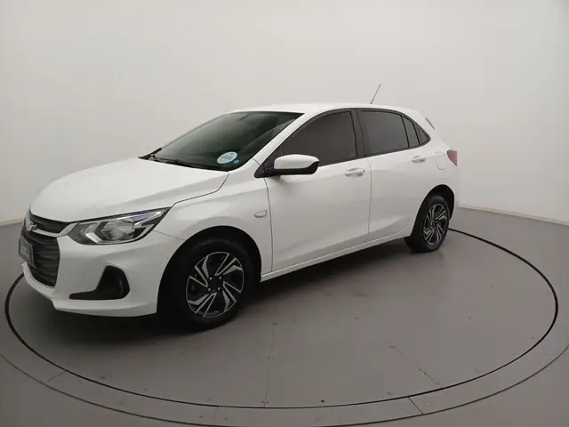 Carro Chevrolet Onix 2025 LT 1.0