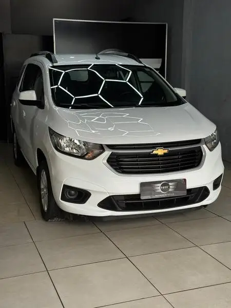 Carro Chevrolet Spin 2024 LT 1.8 (Aut.)