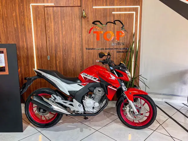 Moto Honda CB 250F Twister 2022 (CBS)