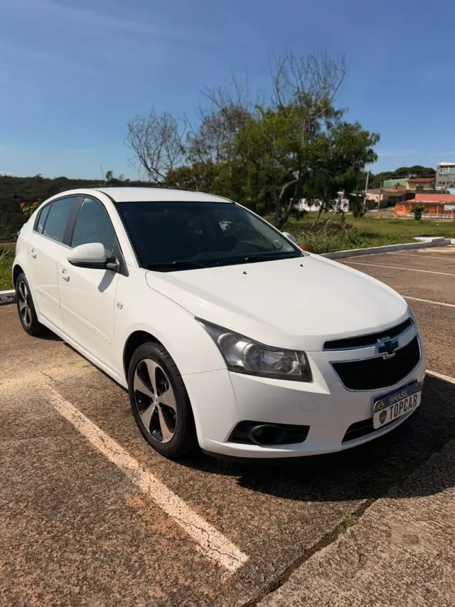 Carro Chevrolet Cruze Sport6 2014 LT 1.8 16V Ecotec (Flex)