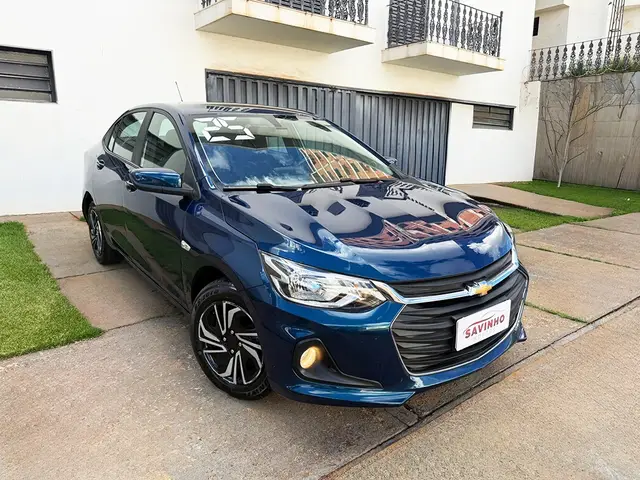 Carro Chevrolet Onix Plus 2025 LT 1.0