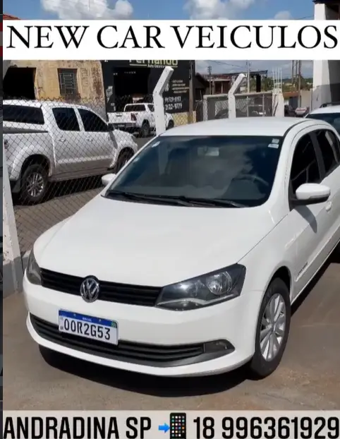 Carro Volkswagen Voyage 2015 1.6 VHT Highline (Flex)