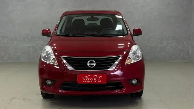 Carro Nissan Versa 2013 1.6 16V SL (Flex)