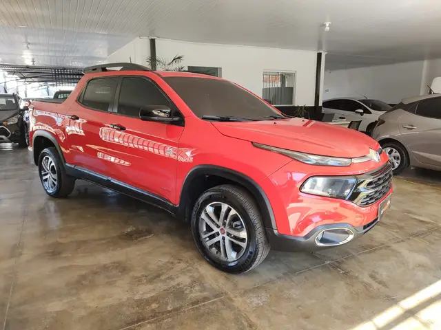 Carro Fiat Toro 2018 Freedom 2.4 TigerShark AT9 (Flex)