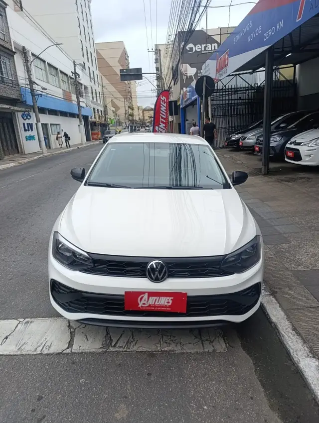Carro Volkswagen Polo 2024 Track 1.0 Flex 12V 5p