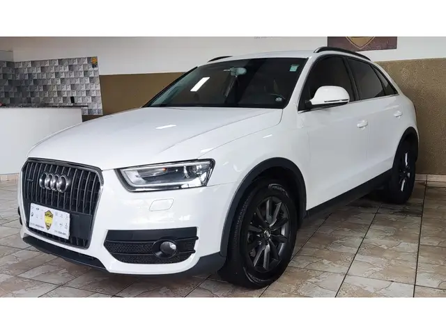 Carro Audi Q3 2015 2.0 TFSI Attraction S Tronic Quattro