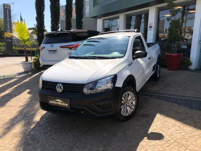 Carro Volkswagen Saveiro 2023 Robust 1.6 MSI CS (Flex)