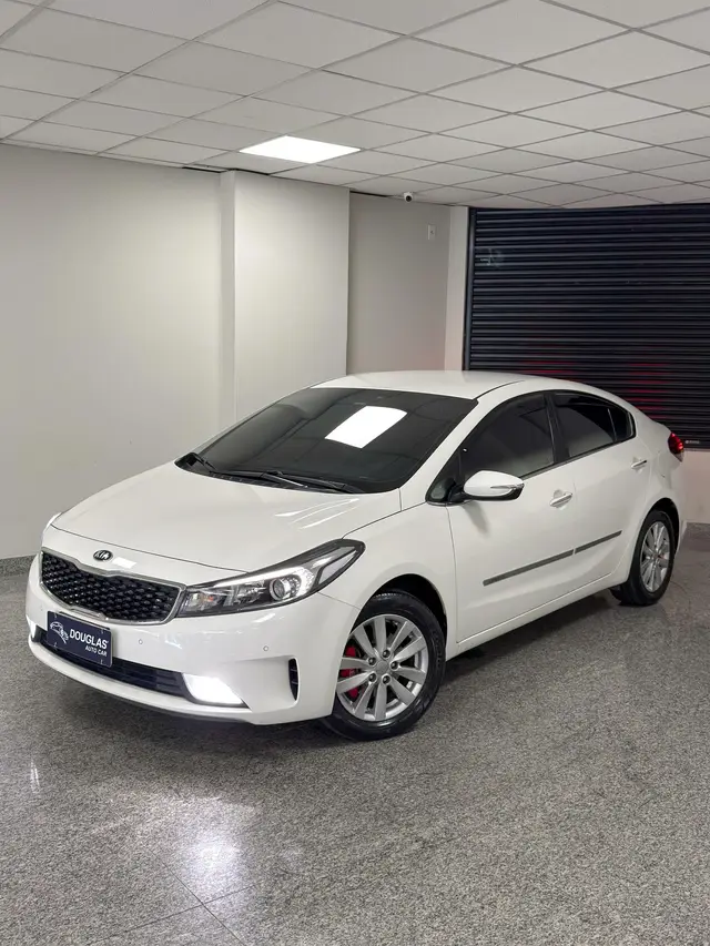 Carro Kia Cerato 2019 1.6 AT E.395