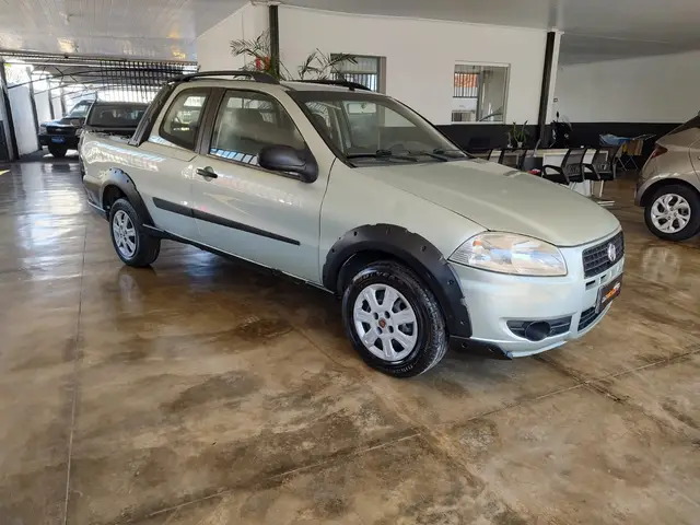 Carro Fiat Strada 2011 Working 1.4 (Flex) (Cabine Dupla)