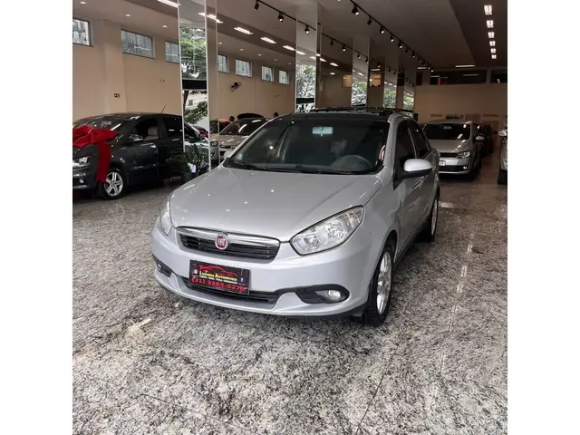 Carro Fiat Grand Siena 2015 Essence 1.6 16V Dualogic (Flex)