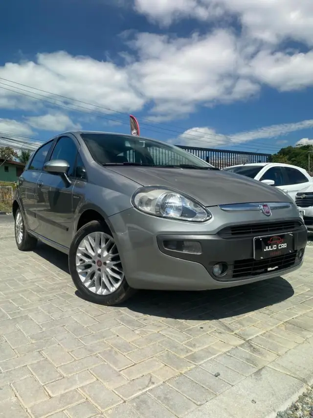 Carro Fiat Punto 2014 ESSENCE Dualogic 1.6 Flex 16V 5p
