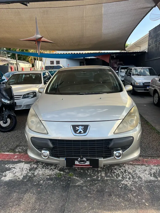 Carro Peugeot 307 2010 Hatch. Presence Pack 2.0 16V (aut) (flex)