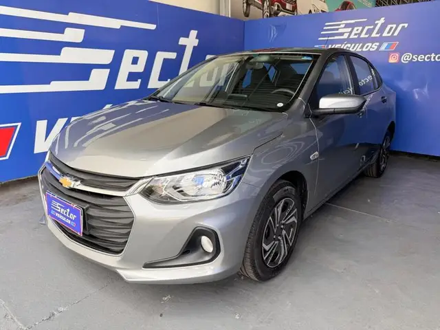 Carro Chevrolet Onix Plus 2025 LT 1.0