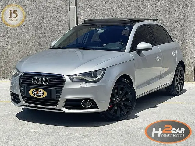 Carro Audi A1 2013 1.4 TFSI Sportback Attraction S Tronic