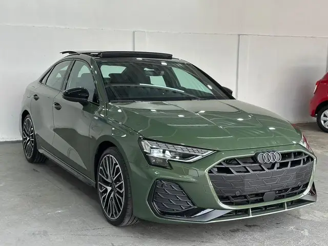 Carro Audi Q6 E-tron 2025 Performance Black