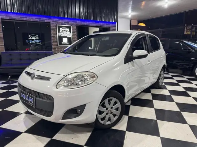 Carro Fiat Palio 2013 Attractive 1.0 8V (Flex)