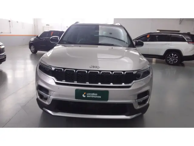 Carro Jeep Commander 2023 Limited 1.3 T270