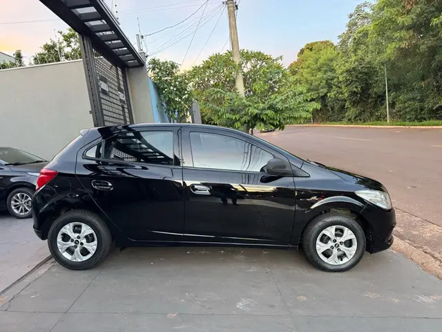 Carro Chevrolet Onix 2015 1.0 LT SPE/4