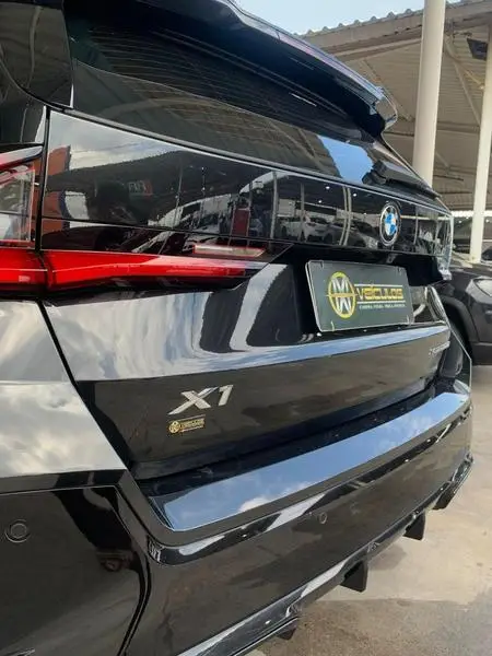 Carro BMW X1 2025 sDrive20i M Sport 2.0 Turbo (Aut.)