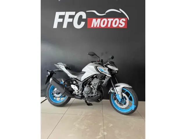 Moto Yamaha MT-03 2026 Connected