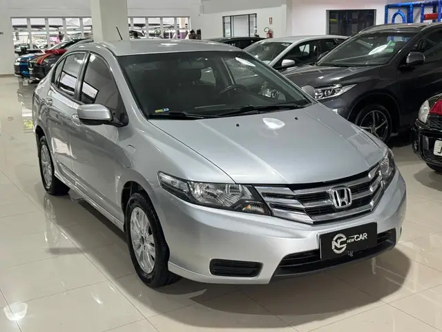 Carro Honda City 2013 LX 1.5 16V (flex)