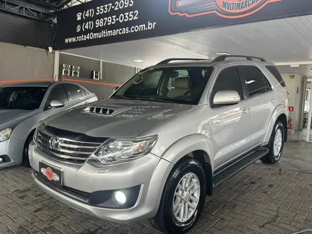 Carro Toyota Hilux Cabine Dupla 2013 Hilux 2.7 4x4 CD STD (Flex)