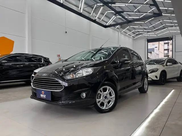 Carro Ford New Fiesta Sedan 2016 1.6 SE PowerShift (Flex)