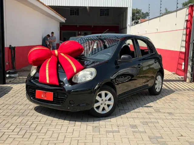 Carro Nissan March 2012 1.0 16V (Flex)