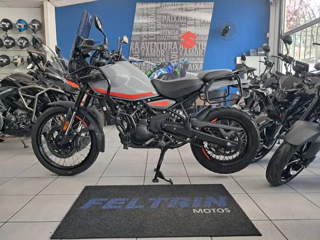 Moto Royal Enfield Himalayan 2026 450 Hanle Black