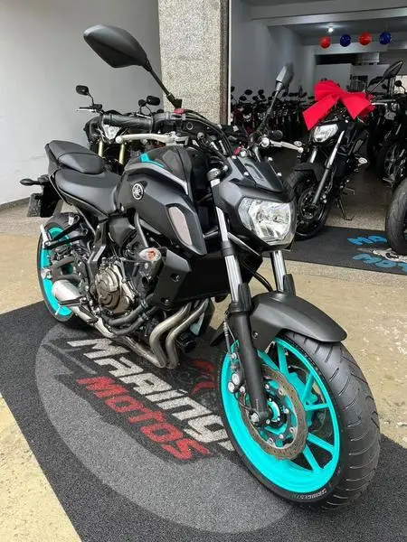 Moto Yamaha MT-07 2025 ABS