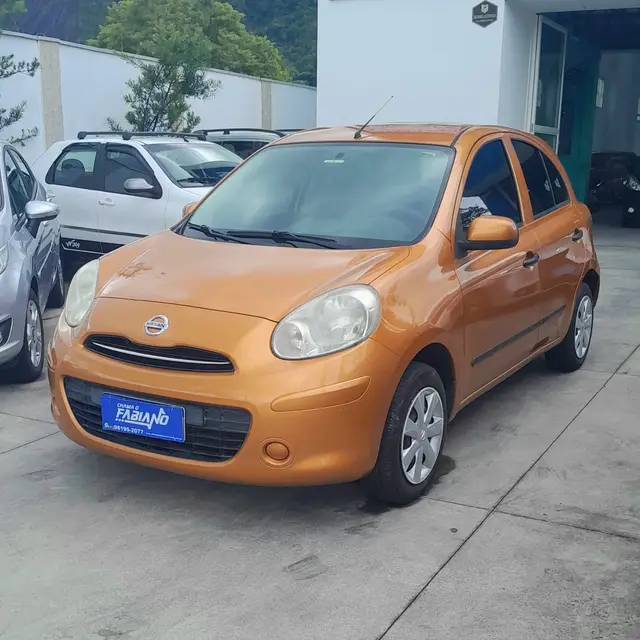Carro Nissan March 2013 1.0 16V S (Flex)