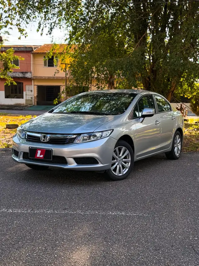Carro Honda Civic 2013 New  LXL 1.8 16V i-VTEC (Flex)